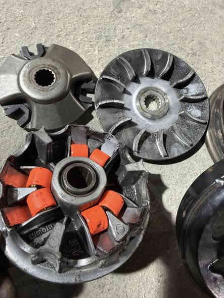 كلجات ماكس و سكنس كله حاويه وما مشتغل بل عراق كلشي وسعره مكاني كراده رقمي ***********
