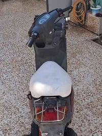 ماطور بزون نفخ لون ماروني شاصي شرط تحريكه ومعدل  معمر مره وحده  سلف لا...