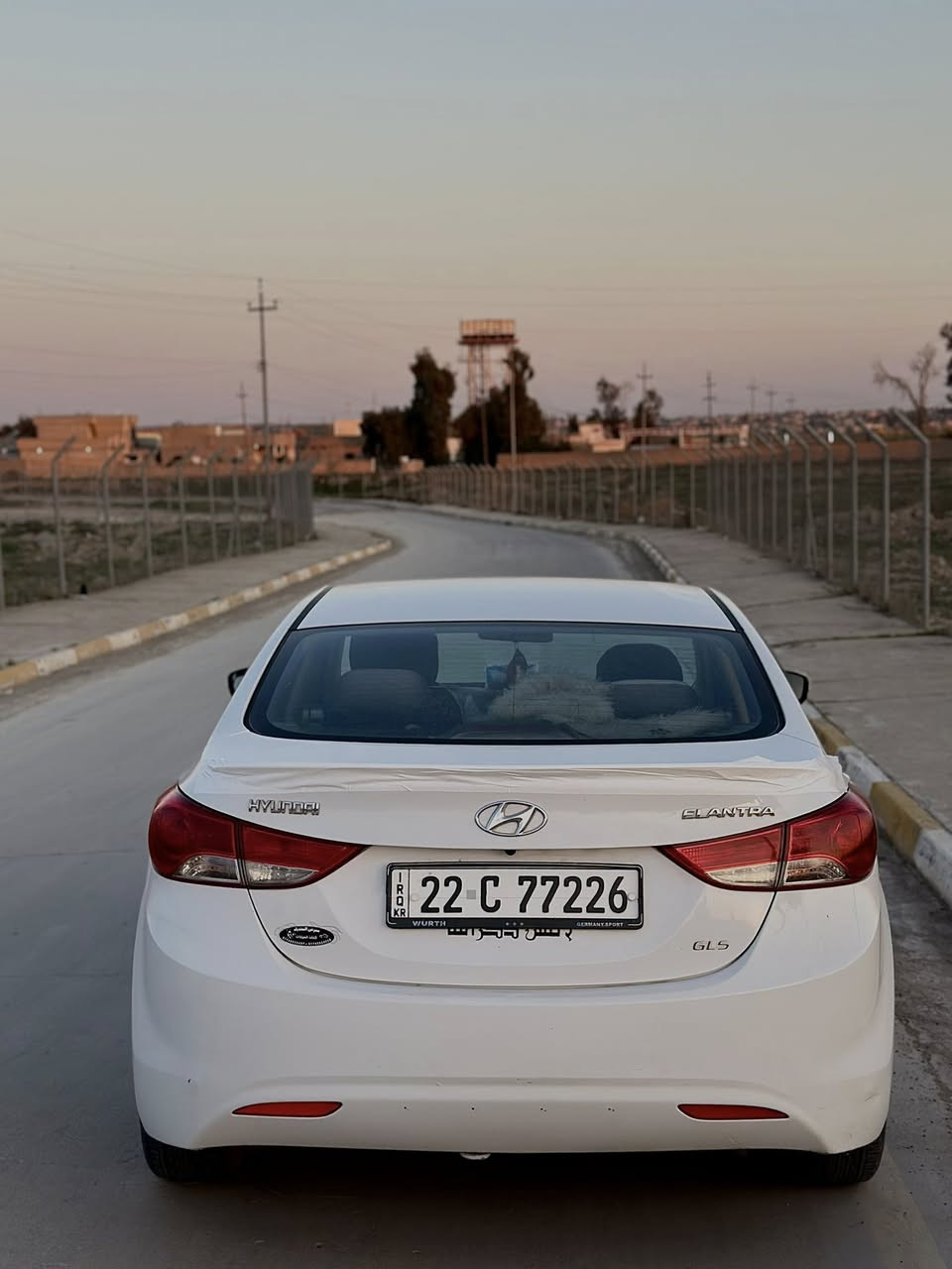 النترا 2012 خليجي 
فول محرك 18 مامفتوح  كير شرط
ماشية 160 الف كيلو متر جديده 
بدون صبغ فقط مكانين كرت بلدوسه 
سيارة جديده مال جناي 
رقم اربيل جديد هزة جديده  
ماتصرف عليها ربع 
بسعرر مناسب جدآ ترهم مقدمة وترهم مراوس ونقد
***********
