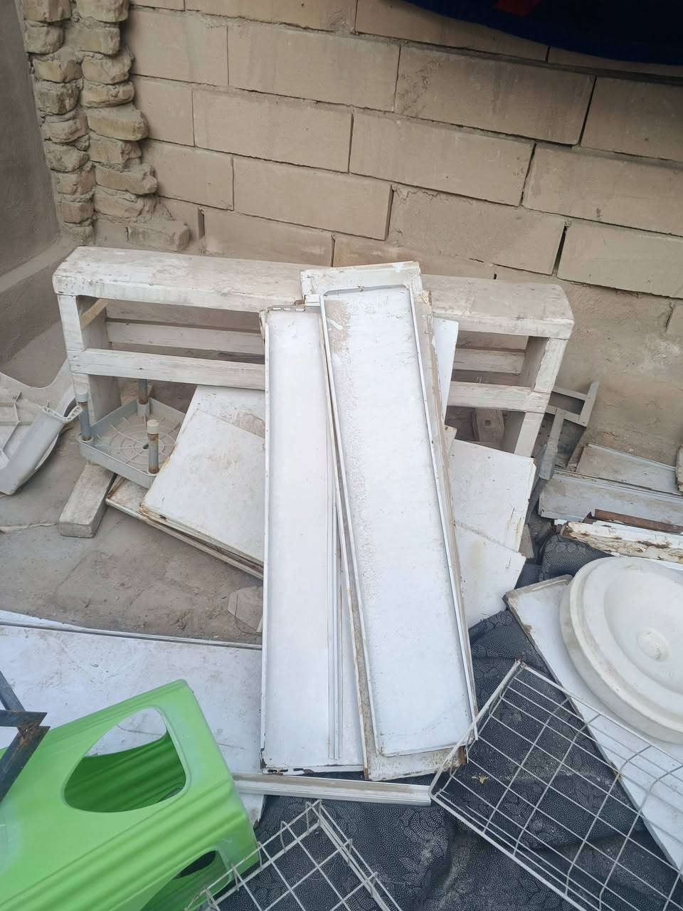 سلام عليكم رفوف للبيع مع القفص بيهن تقريب40رف وشكو حديد بالصورة كله للبيع انطيني بي سعر زين وتعال موشراي لاتعبني


**إذا كنت صاحب هذا الإعلان وتريد حذفه لأي سبب، رجاءا أرسل رسالة إلى الدعم الفني**