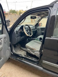 جيب البرتي • ٢٠٠٧ • رقم بغداد