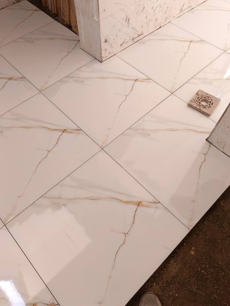 👷🏻‍♂️ جميع اعمال التطبيك
ارضيه/جدران 
🔎🤞🏻مرمر. كاشي. كرانيت. بورسلاين. سيراميك. مقرنص/ مستعدون لأعمال الترميم تفليش واعاده تطبيگ استفسار‏‪    *********** واتساب 
دقه في العمل سرعه في الانجاز كربلاء, العراق
