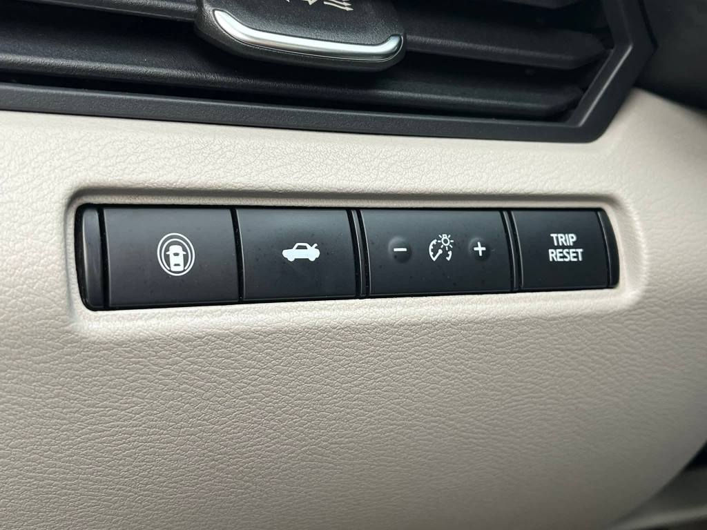 ئالتيما2019كه نه دي سفري  لاي خومان
مواسه فات SL ماوه ي روشتن42مايل
ناو زه رد 
360پله كاميرا
360پله رادار
ئوتو هولدو ئوتو بريك
سيسته مي سه ماعه كاني بوسن
كوشن  هيته ره وخه زن و  كاره بايه
سوكان هيته رو.  ته برد مه ركه زي
ناو ليدي  شه ريكه يه
بي بوياخو ساردو قه پو قوپ
دوو سوچي تايبه تي خوي له گه له 
ئاوينه شه فت   ده خه ويت كالار, السليمانية


**إذا كنت صاحب هذا الإعلان وتريد حذفه لأي سبب، رجاءا أرسل رسالة إلى الدعم الفني**