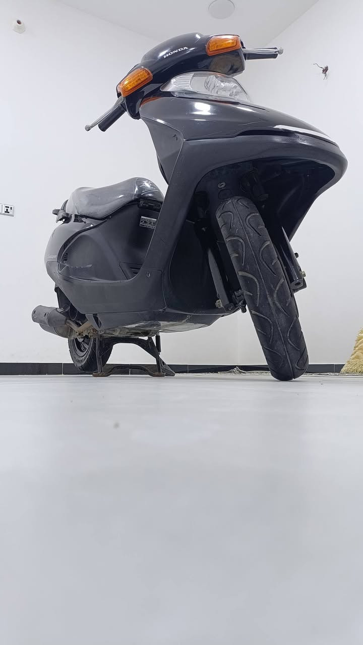 سلام عليكم
للبيع سبيسي دراجه مكفولة كفاله عامه خير من الله ع وضع الشركه بانزين مُحسن وكل 15 يوم تبديل دهن،،، سعر (1350) وبيها مجال مكاني كوت انوار الصدر ***********..
