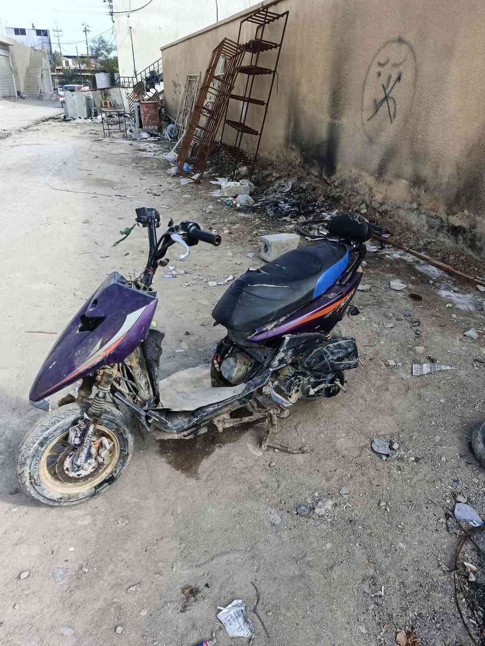 دراجه إف اس حلوه ونضيفه مكينتها تجفيت جديد مكاني القرنه الشرش رايدها ١١٠ ***********
