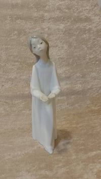 تحفية • مؤرخة • مختومة