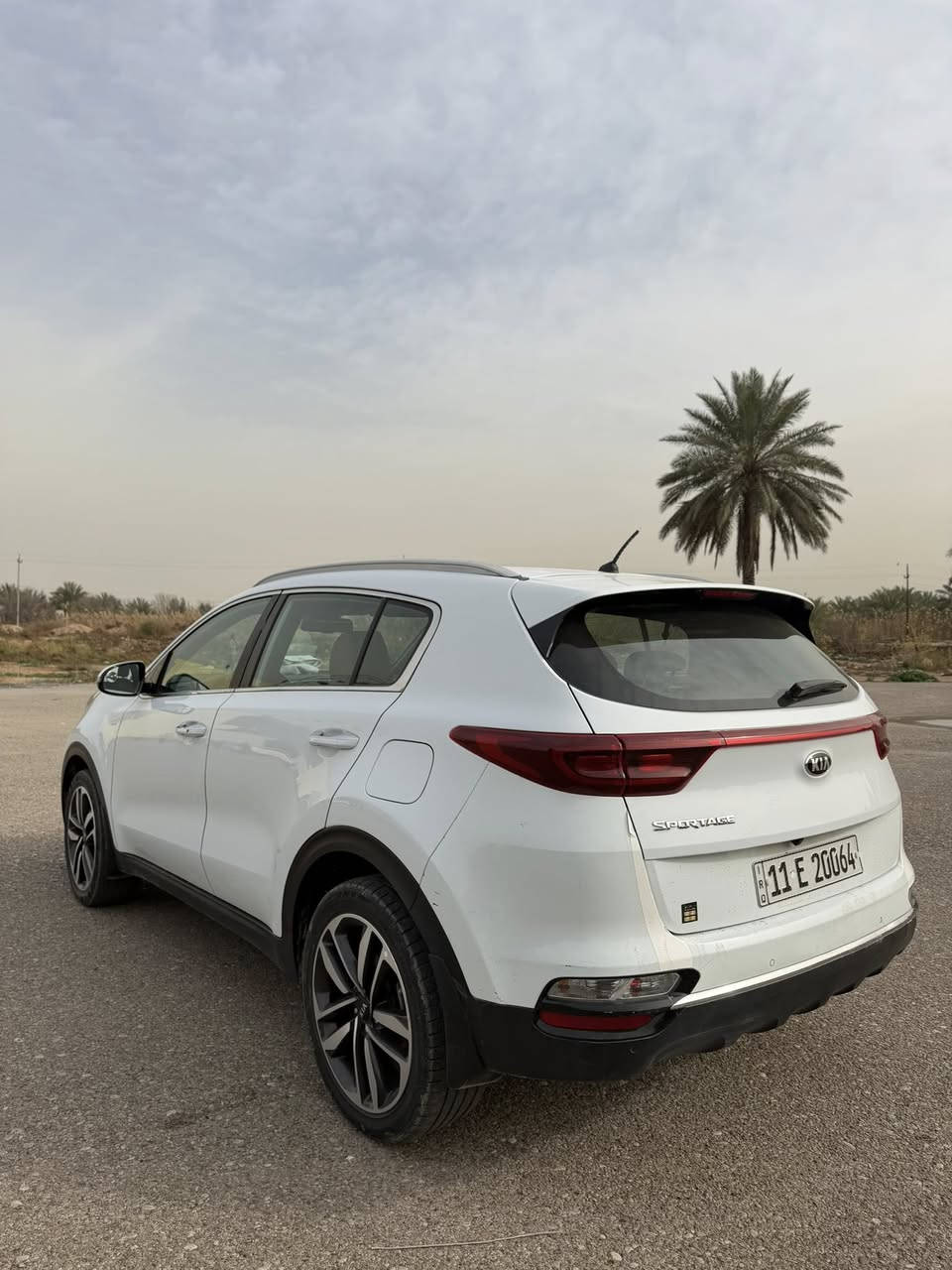 للبيع سبورتج 2020
خليجي مكينة 2000 دوش 
رقم بغداد ب اسمي 

بصمة 
 كشنات جلد 
كشنات كهرباء 

سنوية وهزة جديدة 
السيارة مكفولة من الصبغ والبارد 
ماشية / 78 الف كيلو حقيقي 
السيارة جديدة وجاهزة 
السونار مرفق ويه المنشور 
مكاني/ ديالى جديدة الشط 
السعر / 198 وبيها مجال 
للاستفسار / ***********
