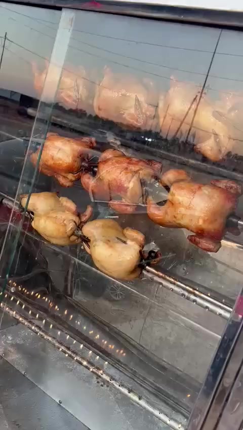 سلام عليكم شوايه البيع ستعمال قليل ست اشياش ام الماطور سل ستيل غراضه كامله قفاله شوكات بطن غراضه كامله السعر ٣٥٠وبيها مجال قليل الاتصال على رقم وتساب او تصال ‭٠٧٧٦ ٦٢١ ٨٣١٩‬ مكلف بل نشر
