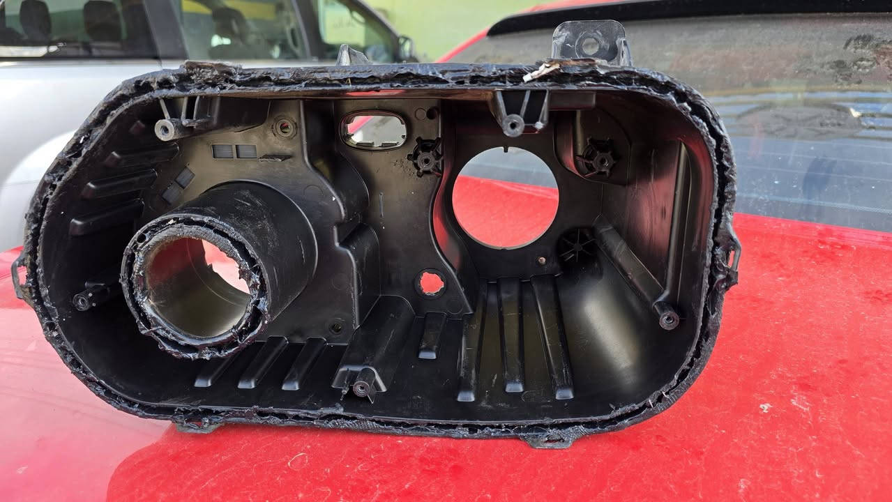 السلام عليكم يتوفر لايت اصلي والبدي تايون وبدي اصلي وهذا الايت المفلش سعرهن 250 الف
للتواصل ***********
