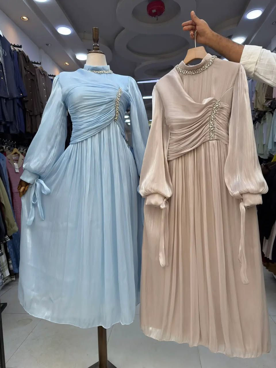 فستان مناسبات❤‍🩹
السعر 35 الف فقط
خامة اوركنزا مبطن
38-40-42-44-46-48


**إذا كنت صاحب هذا الإعلان وتريد حذفه لأي سبب، رجاءا أرسل رسالة إلى الدعم الفني**