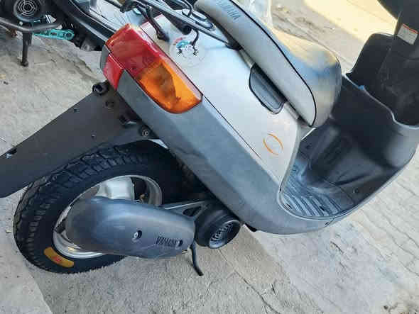 سلام عليكم دراجه بطه حاويه جديده برغي واحد مامفتوح بيه ب850 وبيه مجال حته وصل معرض بيه مكلف بل نشر مامتواجد ع نت  
***********
