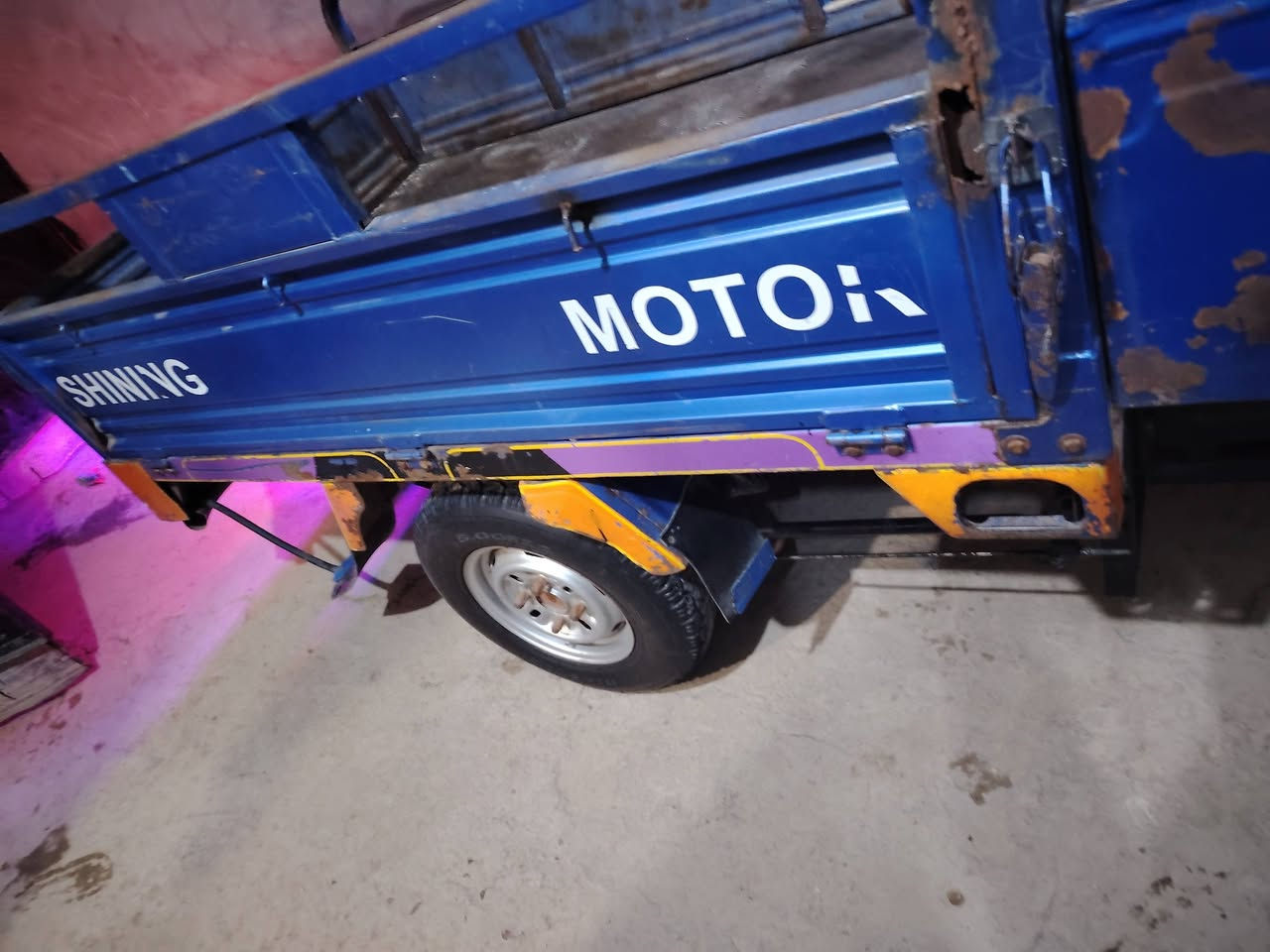 ستوته للبيع
موديل ٢٠٢٠
سعر مليون ونص قفل
المكينه بيها كم شفت
بس تشتغل طبيعي
***********
بابل أوراق اصولي
