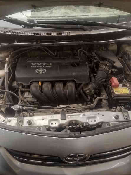 السلام عليكم سيارة كورلا للبيع او لمراوس حسب القناعه خليجية موديل 2010 رقم اربيل الجديد السياره مكفوله كفاله عامه من الصبغ و الضربه فقط دعاميات صبغ اثر شخوط بارد شبر و نص ب سياره جراد ب قماره قليل كير و مكينه كفاله تبريد ثلج تخم تاير غرفه جديده بلاديه شاشه حساسات كله شغال 
السعر 125 وبي مجال حق الجيه مكان السياره بغداد حي الجهاد
للتواصل رقم:***********
