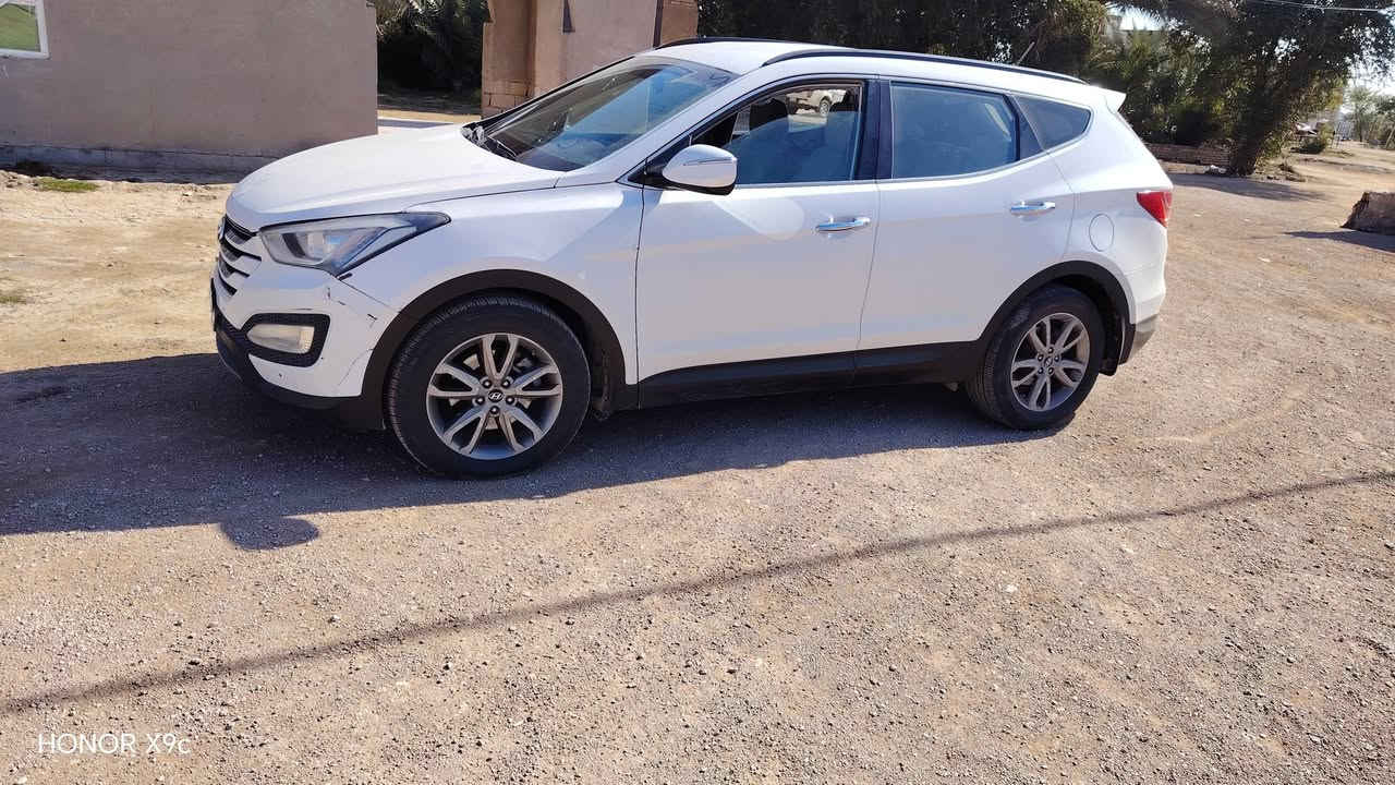 للبيع او مراوس  سياره سنتافي موديل 2014 خليجي
رقم بغداد سنويه مجدده 2027

المواصفات /

محرك 6 سلندر

سبعه راكب

ثلث قطع تبريد

فورويل

اشاير بالمري

ماشيه 136

سياره جديده تخم تاير حداديه سدر جدد

محرك وكير مكفولات شرط

المكان ديوانيه الحمزه الشرقي ،،اتصال ***********
