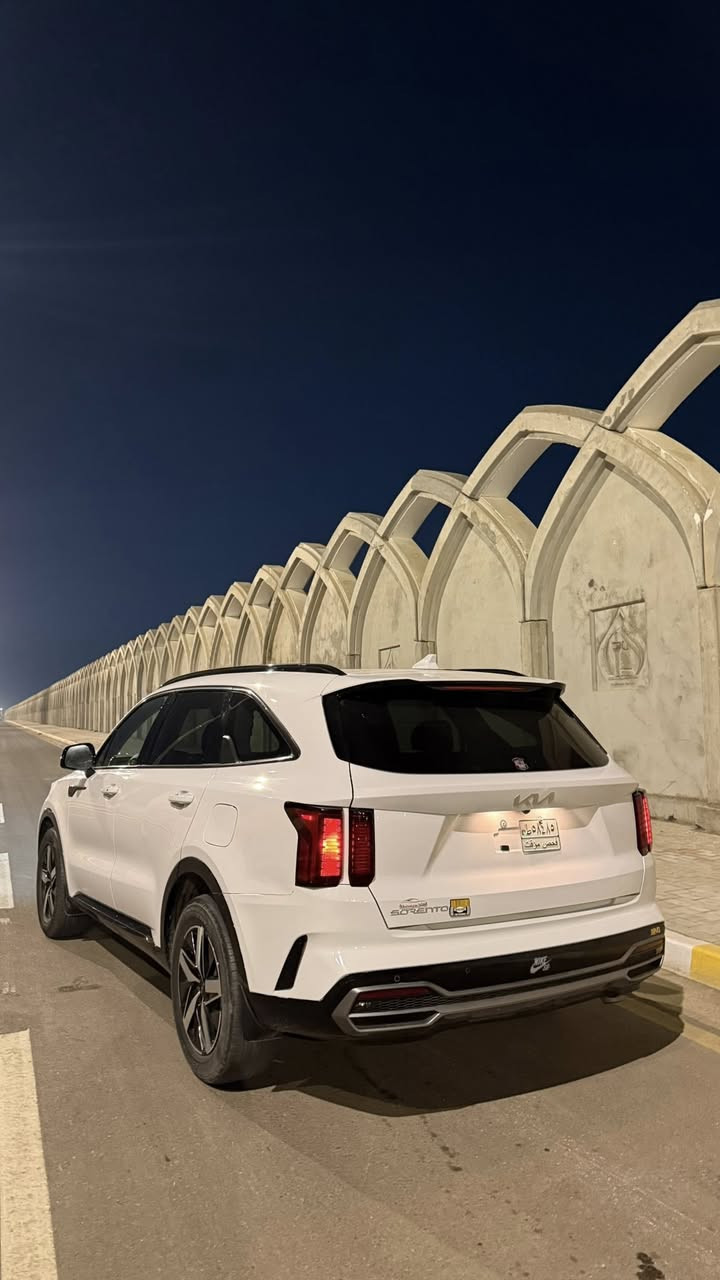 سورنتو 2023 وارد امريكي 
فول مواصفات 
4 سلندر 
بانوراما 
كشنات تدفئه 
كشنات كهرباء 
شاشه كبيره 
درايف مود 
رادارت 
نقاط عمياء 
3 قطع تبريد 
قياده شبه ذاتيه 
خروج عن المسار 
تحكم ستيرن جهتين 
اوامر صوتيه 
ماشيه 31 الف ميل 
السياره حادثها بابين و جاملغ 
البابين مبدلات نفس اللون بدون صبغ 
و جاملغ مبدل و مصبوغ 
السياره جاهزه مـا بيها نقص واحد و سعرها مناسب 
مكان السياره كربلاء 
سعرها 223 و بيها مجال بسيط 
‭0770 031 3377‬
