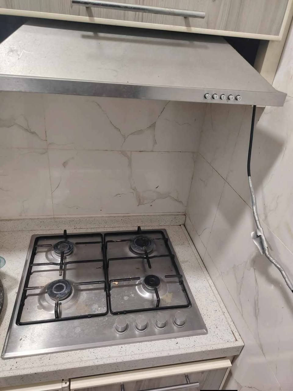 كاونتر تزكام القوي مو سوكي مستخدم اقل الشهر مو اكثر مسوينه ب3ملاين ونص وياه طباخ مصري أحدث طباخ وياه سنك سل ستيل الأصلي وياه مرشحه وملحق اضافي عدنا انتقاله نريد نبيعه ب مليون و٧٠٠ فقط مال مستعجل وبيه مجال حك الجيةة


**إذا كنت صاحب هذا الإعلان وتريد حذفه لأي سبب، رجاءا أرسل رسالة إلى الدعم الفني**