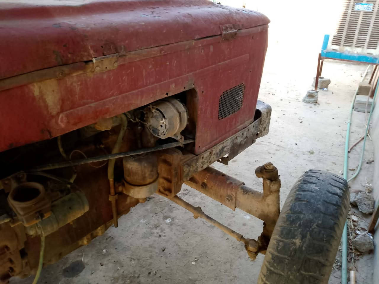 السلام عليكم
عنتر 71 للبيع بدون رقم
گير محرك هيدروليك شغال
كهربائيات كامله سلف باتري داينمو
جاهز كامل
السعر 2500وبي مجال
المكان الزاب
الاتصال على رقم ***********
