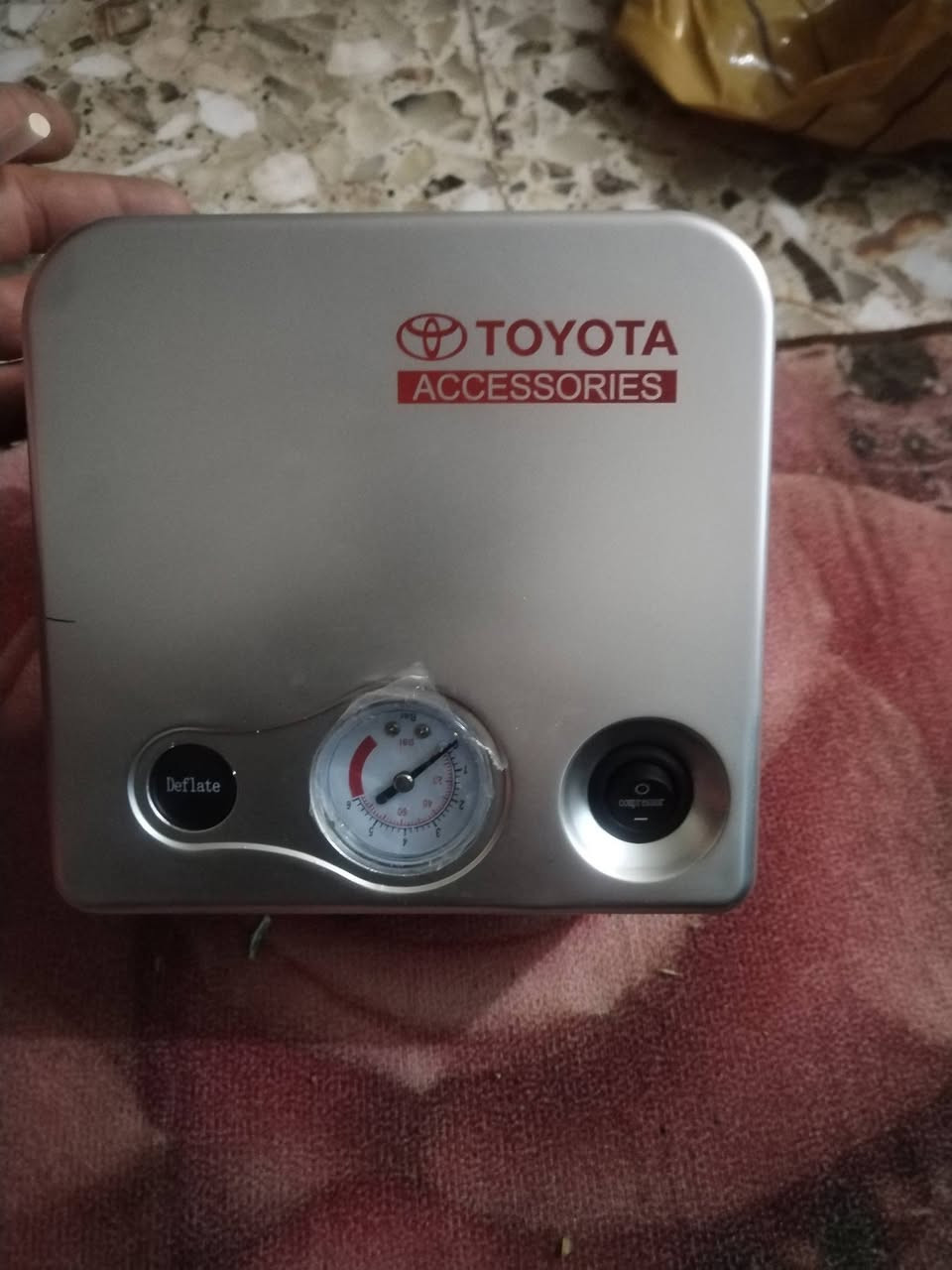 سلام عليكم منفاخ سياره شرط الفحص جديد غير مستخدم  يشتغل على جداحه مال السياره للبيع السعر 20 الف خاص مفتوح او اتصال *********** مكاني نعمانيه @الجميع
