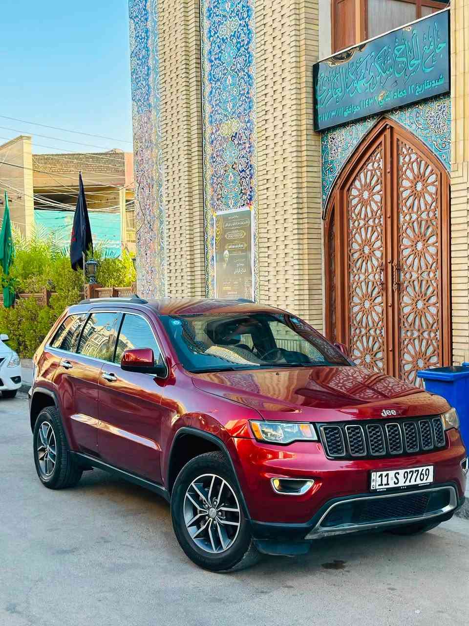 السلام عليكم السعر 148
جيب 2018 لمتدد فول عده فتحه 
حادثه طخطخات ابيع عام سياره لغد شاصي كير مكينه حداديه كفاله عامه وكفاله بغداد بسمي هزه وسنويه جديدة 
موصفات
كشنات جلد 
فور ويل 
تدفئه كشنات وستيرن
كامرا دواره خلفيه 
خزن ميموري
دبل كشن كهرباء
***********
