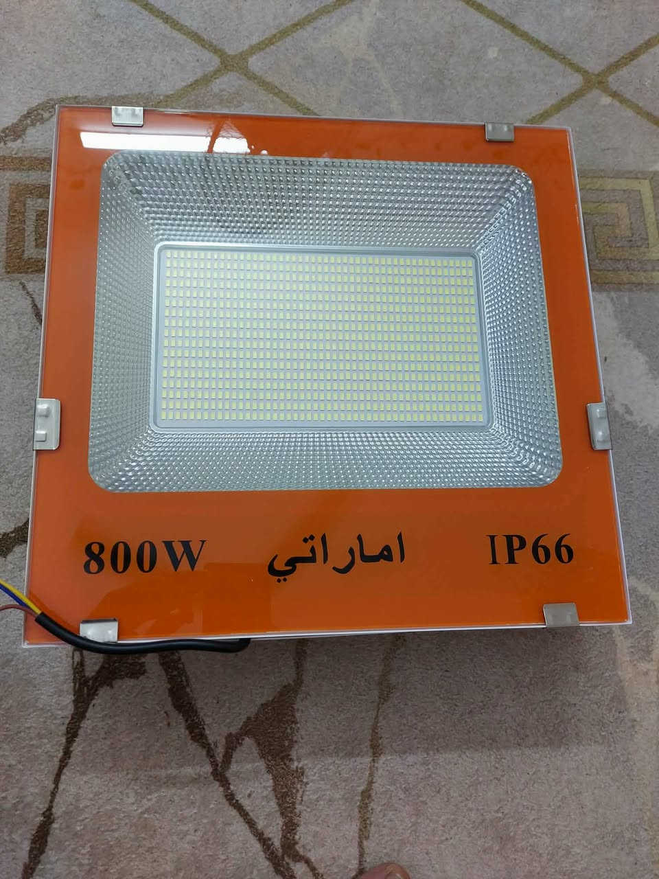 بلاجكتور 800 واط
ضد الماء معيار ال  IP66
ضوى قوي شرط الفحص 
السعر 15 مع التوصيل  
***********

