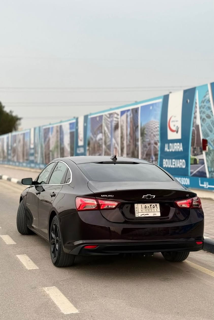 ماليبو 2021
كلين فقط كلير من امريكا 4 قطع بدون دواخل 
بدون ايرباك 
سيارة مرتبة وناعمة
المواصفات بالتفصيل:
▪️ موديل 2021
▪️ وارد أمريكي
▪️ محرك 1.5 تيربو
▪️ صرفية بنزين ممتازة
▪️ اللون كرزي مميز ✨
▪️ الشاصي والمكينة والگير كفالة الداخلية
▪️ كشنات تدفئة ♨️
▪️ تحكم بالكشنات كهرباء
▪️ شاشة لمس وسطية
▪️ تدعم Apple CarPlay & Android Auto
▪️ كاميرا خلفية
▪️ تحكم من المقود
▪️ مثبت سرعة
▪️ تشغيل بصمة / زر
▪️ مكيف قوي جداً ❄️
▪️ جميع إنارة السيارة LED (أمامي، خلفي)
▪️ نظام الثبات الإلكتروني
▪️ مانع انزلاق
السعر 113
معوقين باقيلها سنه 
مكانها كربلاء 
*********** كربلاء, العراق
