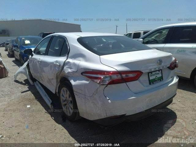 للبيع كامري ٢٠١٨ وارد امريكي استخدام شخصي بعدهه كلهه شركه لاتصليح ولاتبديل بيه حادث امريكا صفحة بدون دواخل وبنيد مبدل بدون ايرباك شرط السعر ١٥٥ بيه مجال جماعة الرخيص يروح ياخد شاصي مطعوج او مجعوجة وملويه وسوك كلشي بيه بس نضيف والبلادي جنايه تعرفه مكان سيارة الانبار حديثه ***********

