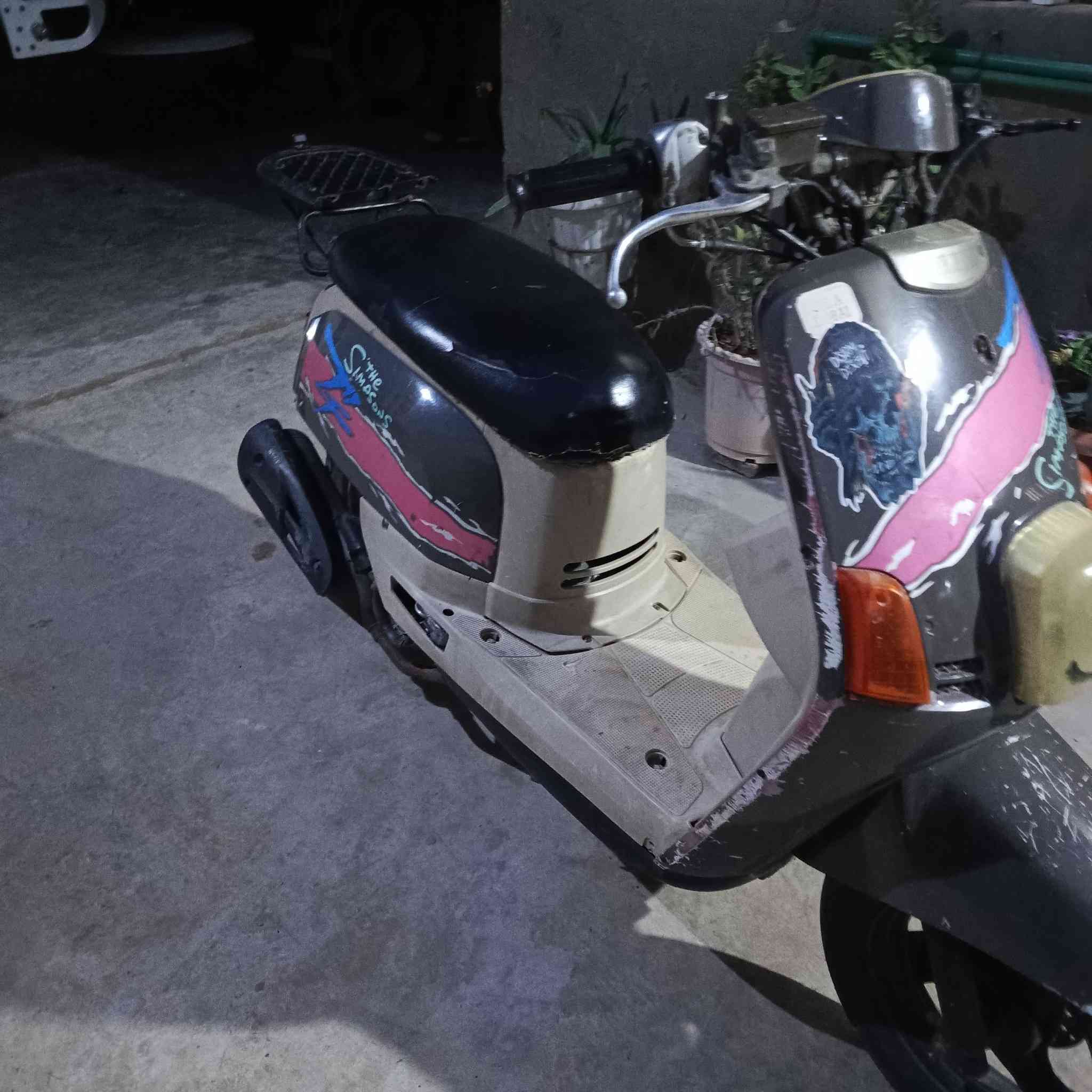 سلام عليكم بوليس كابريتر للبيع مكينة 55سلف 55كفرات اموشم شوفت عينك  مكاني بغداد  الشعب السعر375وبيه مجال بسيط رقمي ‏‪***********‬‏
