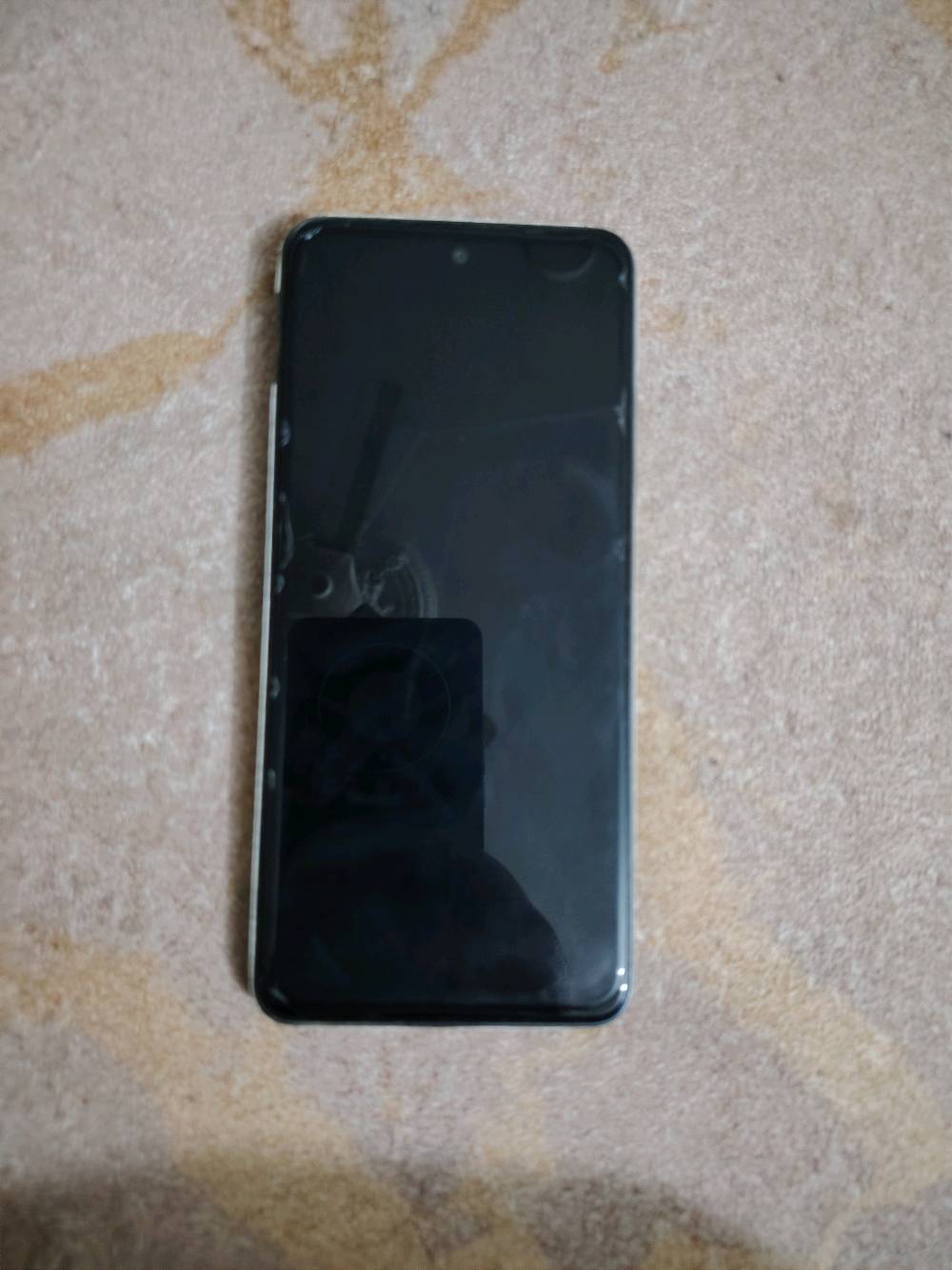 سلام عليكم 
هاتف : TECNO SPARK 30
ذاكرة 265
الجهاذ مكفول 
مكان بغداد الشعب بوب الشام 
للتواصل : ***********