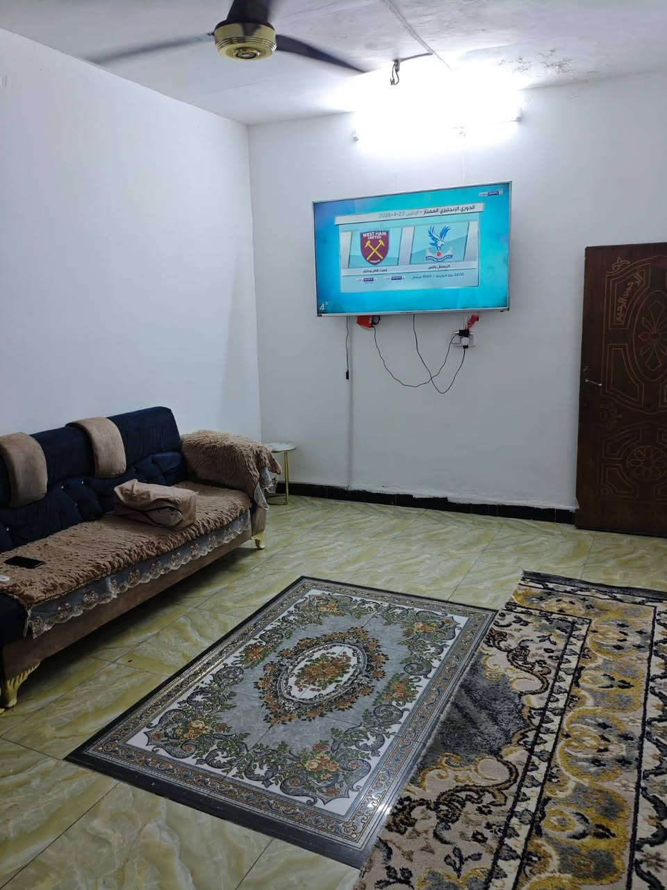 حي البتول نهايه شارع مدرسه الخيرات قرب حسينيه فاطمه الزهراء عليها السلام 
البيت 100م امانه 
طابق ونص اعكاده 
السعر 60وبي مجال 
 والاستفسار الاتصال على رقم***********
