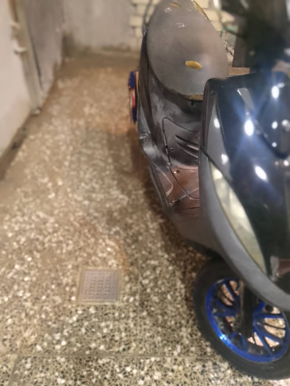 سلام عليكم درجه ماكس عداله كل شغال سلف هندر مكينه شالع معدال كهربيات شغال وراق كامل  مكاني بغداد الشعله سعر ٣٧٥الف ***********
