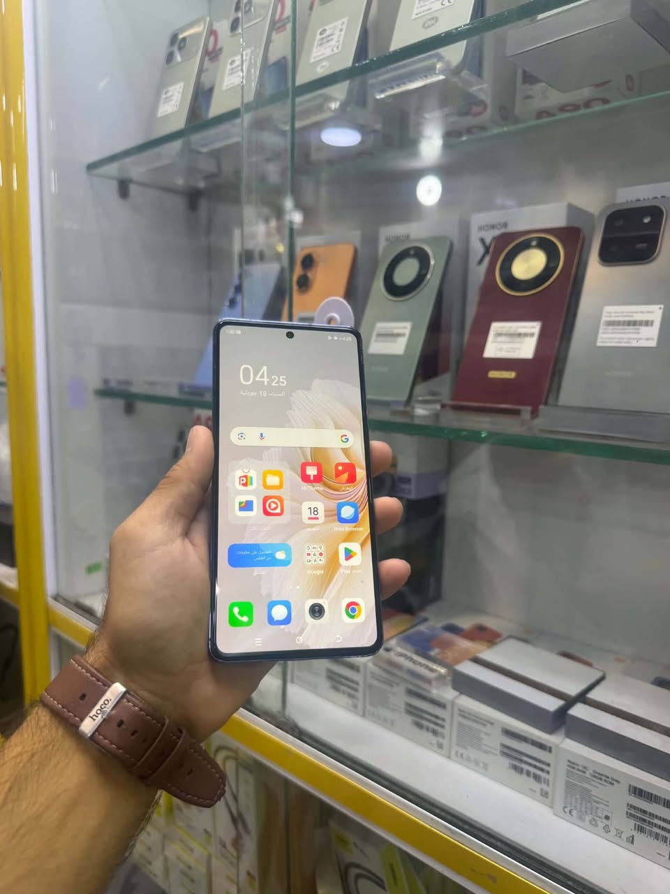 تكنو كامون 20برو مستبدل شاشه اصليه شرط الذاكره 256العشئويه 8 +8 بطاريه 5000 شاحن سريع 33واط صوت ستريو سماعتين الشاشه سوبر اموليد جهاز مكفول من كلشي السعر 135مجاله بسيط الاستفسار خاص او الاتصال بي وات ساب*********** يوجد توصيل داخل عفك

