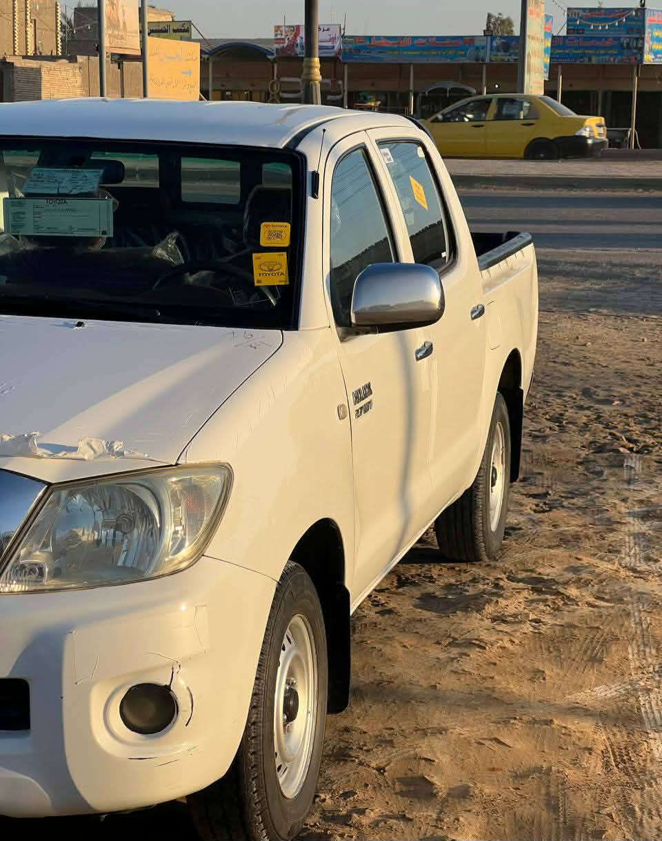 هيلوكس2011 الشركه العامه بغداد  سنويه مجدد ل 2030 السعر 155$*********** ***********
