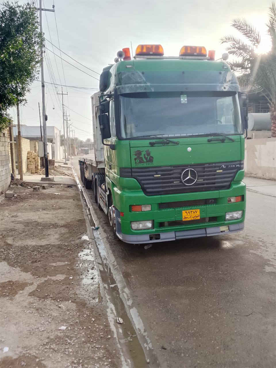 سلام عليكم البيع شمعه مديل ٢٠٠١ مكينه ثمانيه بستم اتصل ***********
