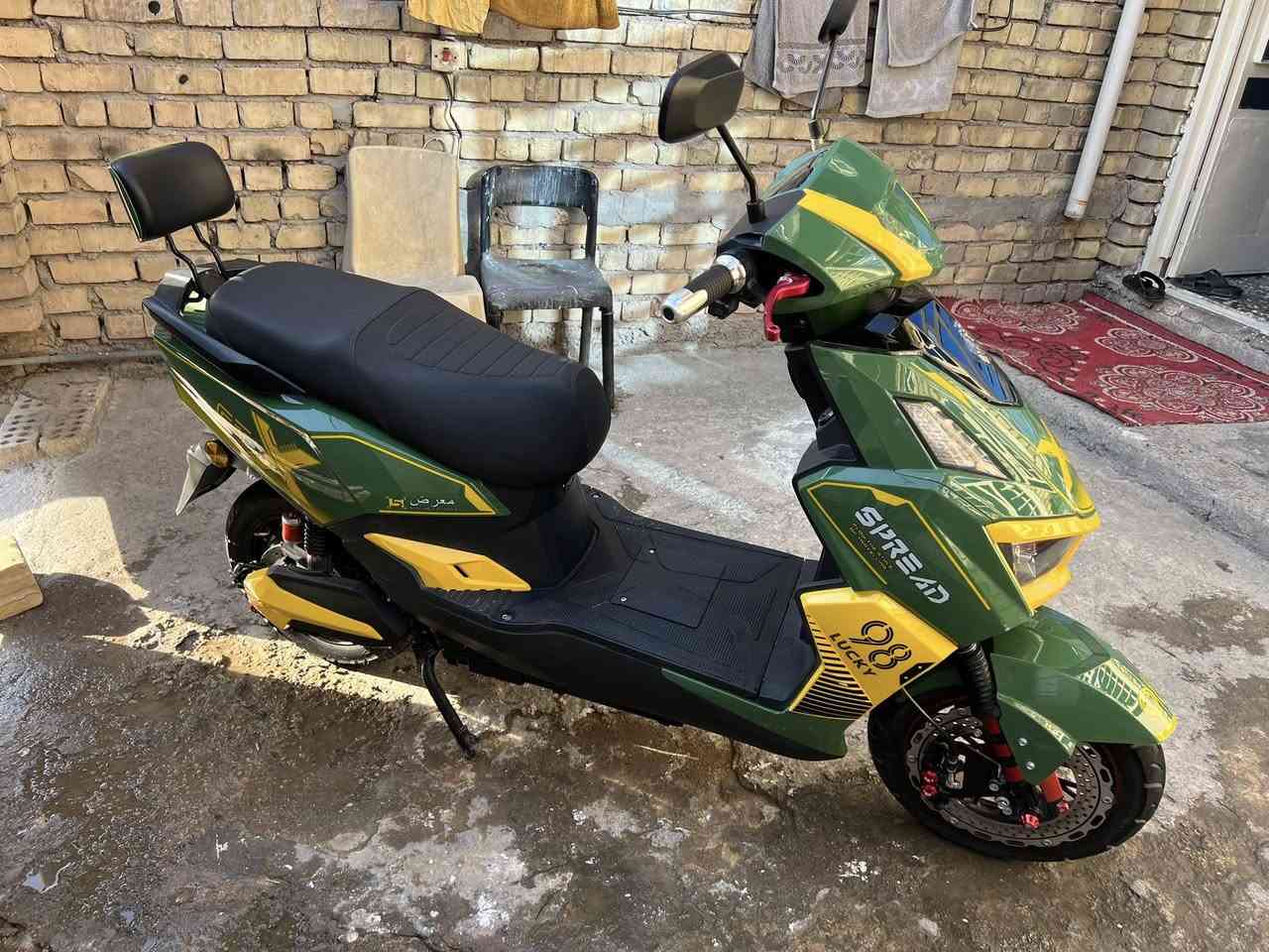 السلام عليكم دراجه شحن سكنس  لسعر 700عنوان ابو غريب رقم ***********
