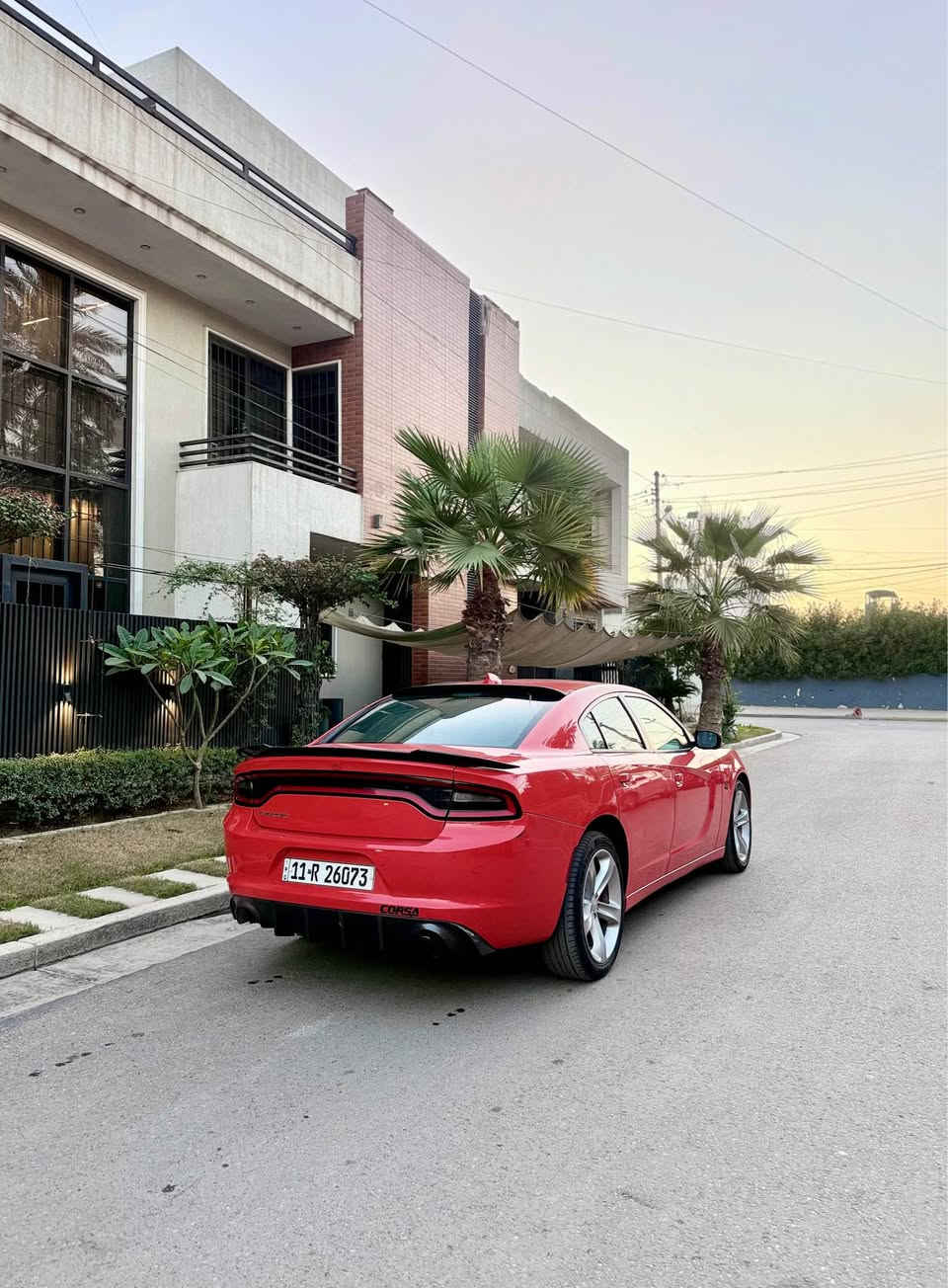 للبيع جارجر  2018  وارد أمريكي حادثة طخاط 
بسيطة بدون ايرباك صور الحادث 
والسونار مرفقة مع الصور 
محرك كير حجر بيئة صدر كله كفالة 
لون مميز برتقالي 🍊
محرك V6 3600
ماشية ١٠٠ ML
كشنات جلد 
كشنات تدفئة   
نظام الخرائط (GPS).
المصابيح الأمامية LED. 
مانع انزلاق 
شاشة كبيرة  
كاميرا دوارة 
بجم كله زنون 
ويل كب ٢٠  
نظام كروس تحديد السرعة
حساس ظغط الاطارات
فول تحكم استيرن 
السيارة جديدة جدا وبدون أي نقص ادامة كاملة 
_____________________
العنوان : بغداد /الكرخ   
السعر :  ١٩٧ $  وبيه مجال 
رقم الهاتف : *********** /*********** بغداد, العراق
