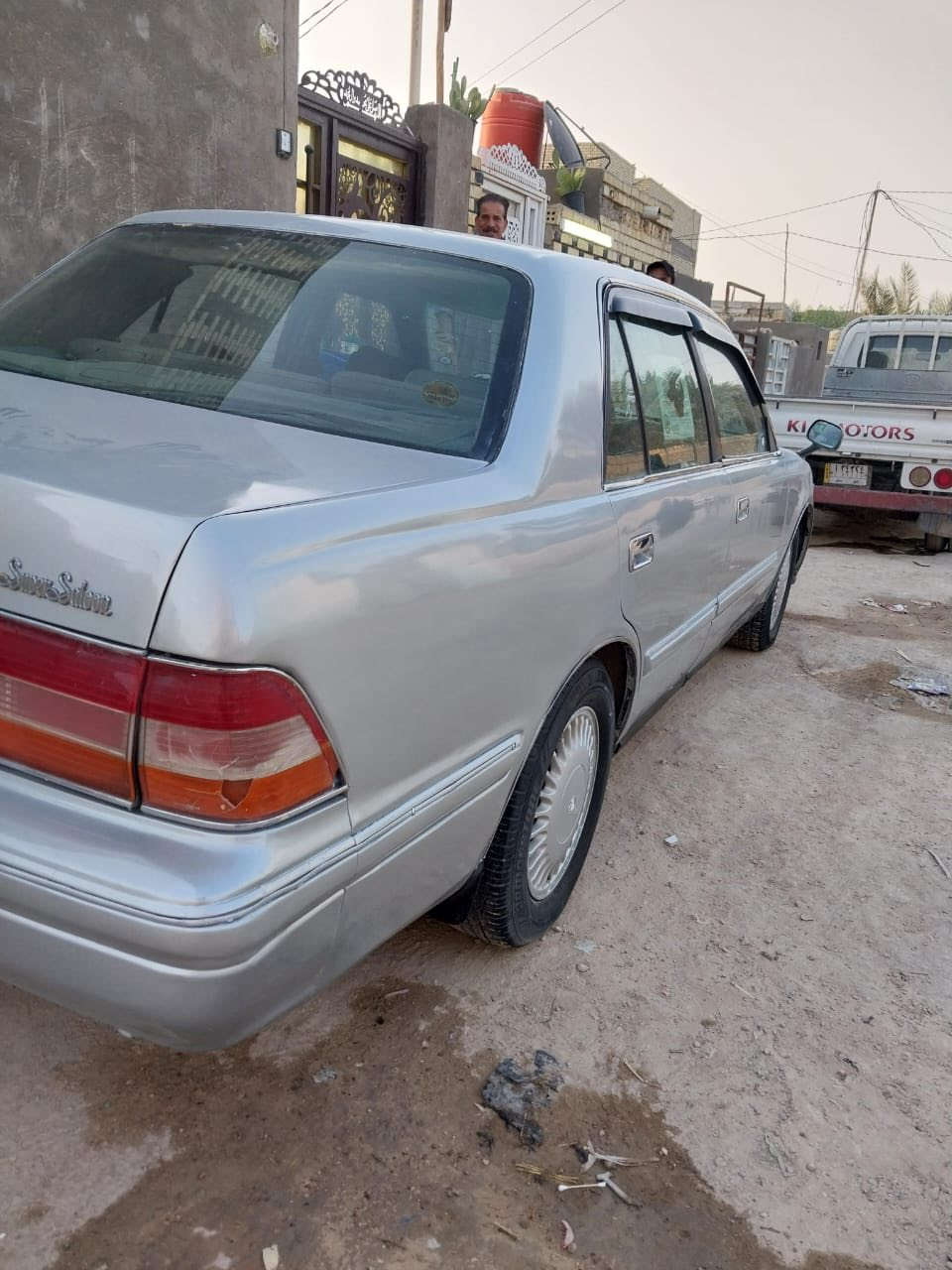 السلام عليكم سياره راس الثور اصوليه بأسمي نجف مصبوغه عام كصتين كير مكينه جدد ب60 وبيها مجال مكان نجف ***********
