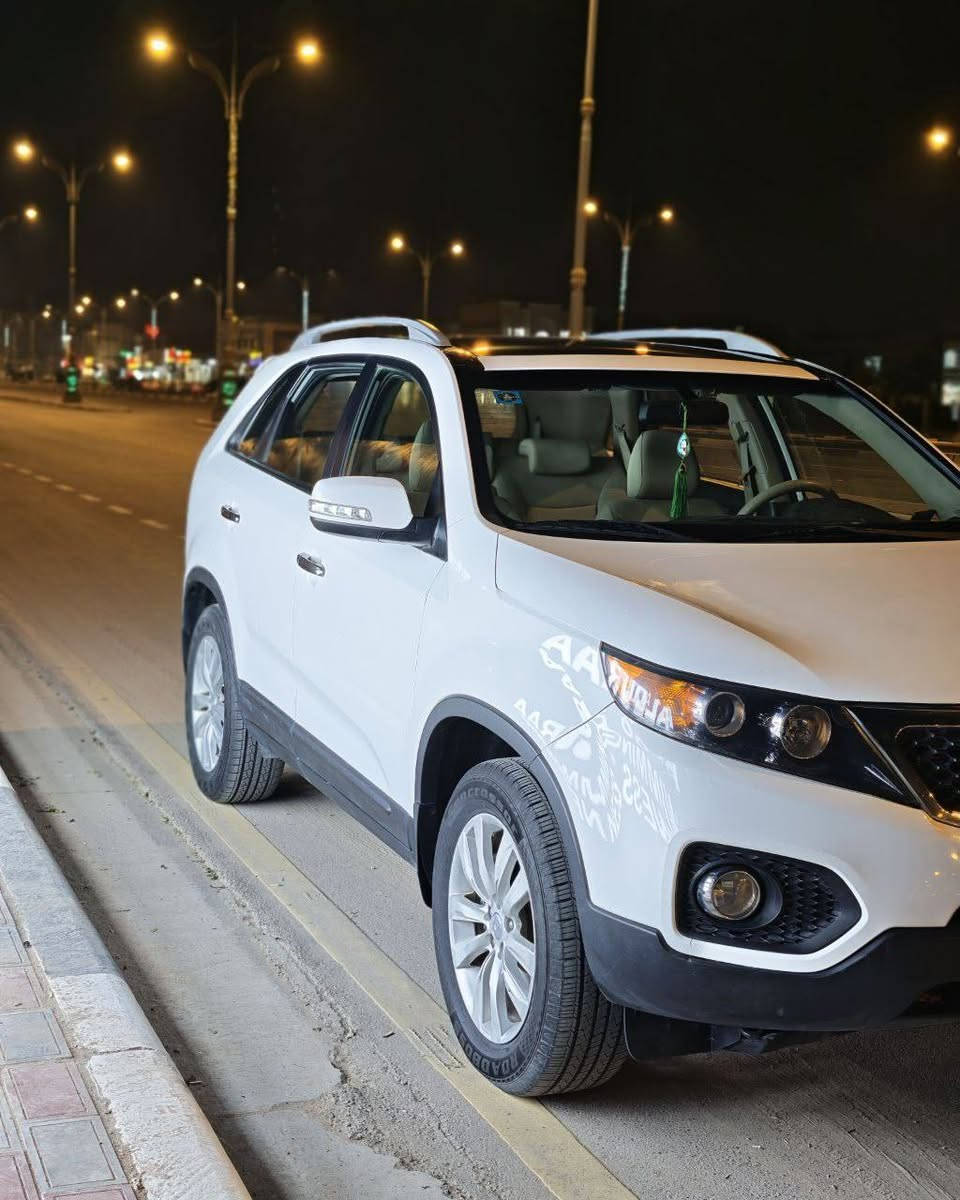 السلام عليكم
سورنتو موديل 2011 خليجي 6 سلندر مكفوله كفاله عامه
7 راكب بانوراما السياره باسمي رقم بغداد دولي تحويل مباشر سونار مرفق بالصور
السعر 165 ورقه
للاستفسار الاتصال ***********
