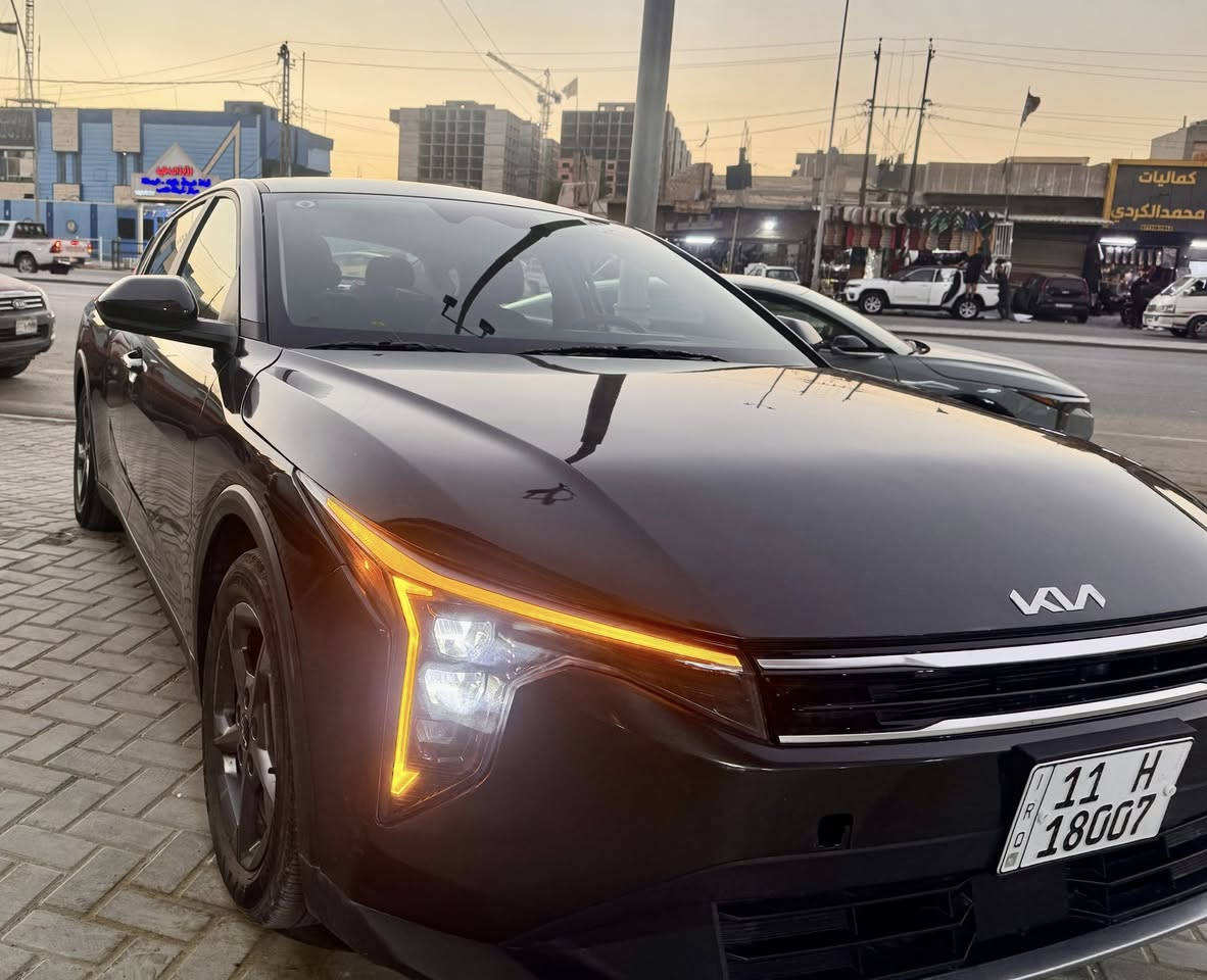 لام عليكم
كيا K4 LX
موديل 2025
 قطعة وحده صبغ فقط بنيد 
ماشية 7،900 ميل حاليا
مرقم بغداد 
صور الحادث مرفقة 
السيارة تشتغل وتمشي 
السعر 178 ورقة
17،800 $ 
اي استفسار الاتصال على : 
***********
