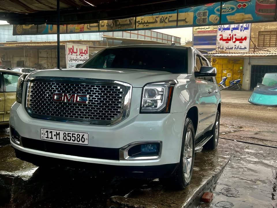 يوكن 2015 فول ما عدا الفتحه .  بتره مو الطويله 
السياره محرك 5300 ( يعني محرك و كير تاهو يجي المرغوب ) .  

رقم بغداد الجديد بأسمي شخصيا 
مكينة V8 5300
المواصفات 
بصمة تشغيل +ابواب
نظام eco
رادار امامي
رادارات مري 
تنبية تصادم امامي 
نظام تنبية خروج عن المسار 
حساسات اماميه
حساسات خلفية
كامرة خلفية
شاشة كبيره + قاصه
كشن تنبية السائق
كشنات كهرباء تدفئة تبريد
كشنات خزن ميموري
جنطه كهرباء
ستيرن كهرباء
تدفئة ستيرن
ويل 20  كروم 
كير مكينة كفالة ما مفتوحات  صدر تبريد تدفئه كله فول .. . 
ماكو اي كلًوب( عطل )  بالدشبول مشتغل  بيهه . 

ماشيه 180 الف 
كاملة السياره بدون نقص  
شغل و اطلع ترايك من بغداد للسعوديه 
حادثه طخطخات بسيطه بدون دواخل بدون لغد بدون شاصي 
يعني شاصي و الغد كله سليييم 

 مصبوغة عام
صبغ عام السياره . 

اخوان السياره جاهزه للاخير  نقص 
برغي ما بيههً و بالحقيقه احلا من الصور 
السعر 255 ورقه 
***********واتس اب
