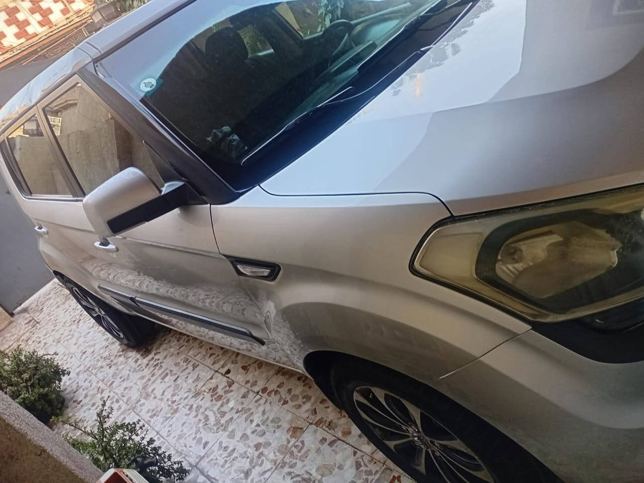 صول موديل 13 وارد امريكي بدون حادث هتا صار بيه جراد وشخوط بسيطه ونصبغن كم قطعه قماره بيه كم رصعه وحاليا بيه طخه بقبق صندوك ع وضعه يحتاج اله بارد مكينه كير تبريد صدر كله جديد مكاني بغداد الكرخ
*********** سعره ٨٢ وبيه مجال بغداد, العراق
