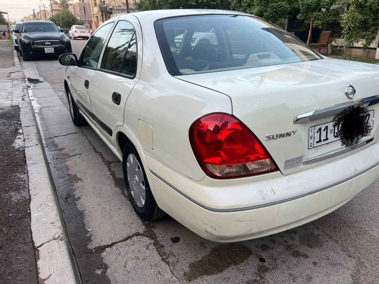 السلام عليكم 
نيسان سني موديل 2009 ابيض اللون رقم بغداد باسمي حادثها جاملغ تبديل قطعه مكينه قبق ابيض تبريد شغال مكينه خير من الله السياره مكفوله كير محرك السعر 85 وبيها مجال العنوان الاعظميه قرب ساحه عنتر موبايل ***********
