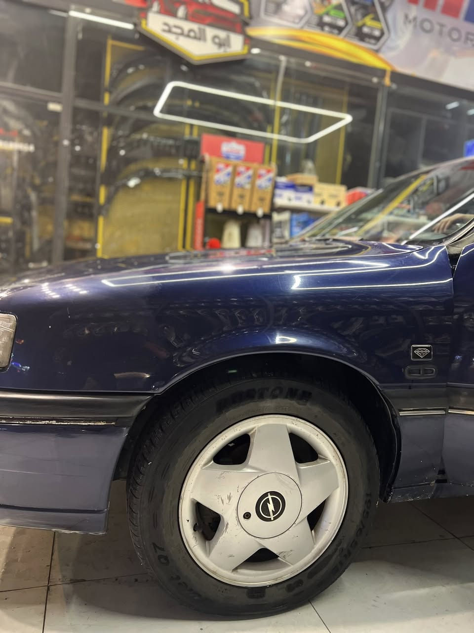 سيارة بلاادي وضع شركة 
         فيكترا  للبيع 
موديل ٩٥
— مواصفات —
- بدون صبغ فقط دوائر 
وشبر من الدوسة
- قفل مركزي
- اربع جامات كهرب + مرايات كهربائية 
- ⁠اثنين ايرباك
- كهربائيات كلها شغالة
- تبريد شغال
- تدفئة شغال
محرك حجم 20
قبغ اسود 
بي اثر نفخ
طخم تايرات جديد
ويل كب اصلي بلادي 
باتري جديد
السعر 55$ وبي مجال للطيبين 
للتواصل والاستفسار 
*********** بي واتساب
