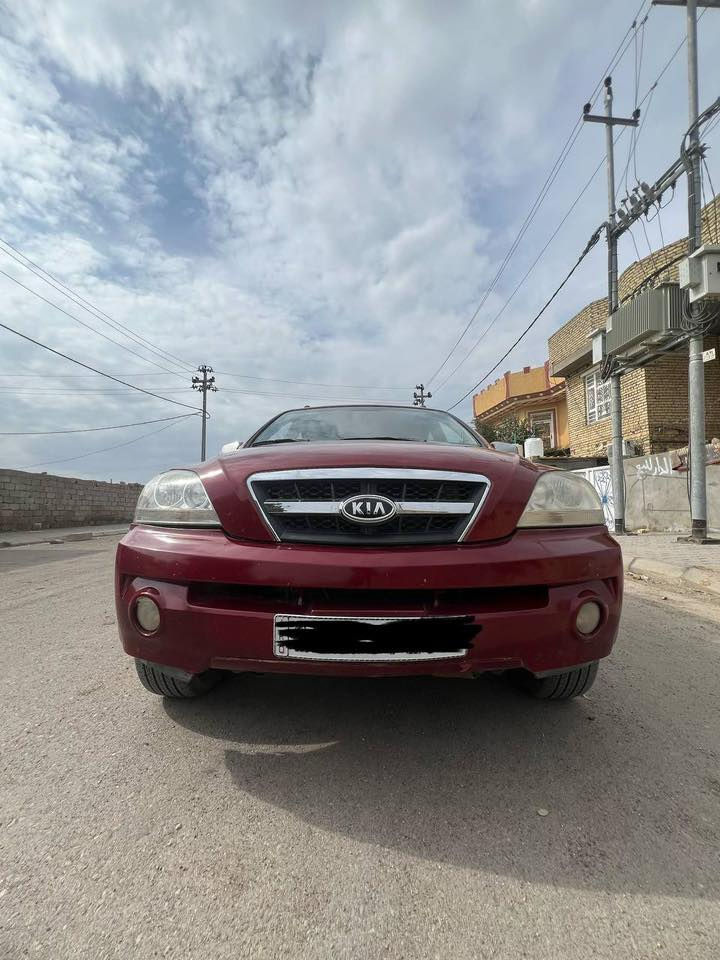 السلام عليكم
سيارة سورنتو 2009 خليجي 6 سلندر
مكينة وگير كفالة

مكينة 3800

منظومة غاز داخل الضمان لمدة سنة صارلها 4 اشهر مشدودة 
تخم تاير وباتري جديد
صدر جديد
دوشمة جديدة 

تبريد ثلج

السنوية بإسمي رقم انگليزي نهاية سنة ال 27

سونار جديد وي الصور وهزة جديدة 

السيارة جاهزة من كلشي وكله جديد

السعر 97 وبيها مجال حگ الجية

للتواصل واتساب ***********
