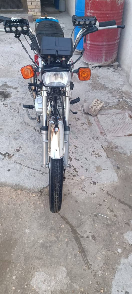 سلام عليكم دراجه اربعه كير سكنر موديل 2025 مكان كربلاء رقمي ***********
