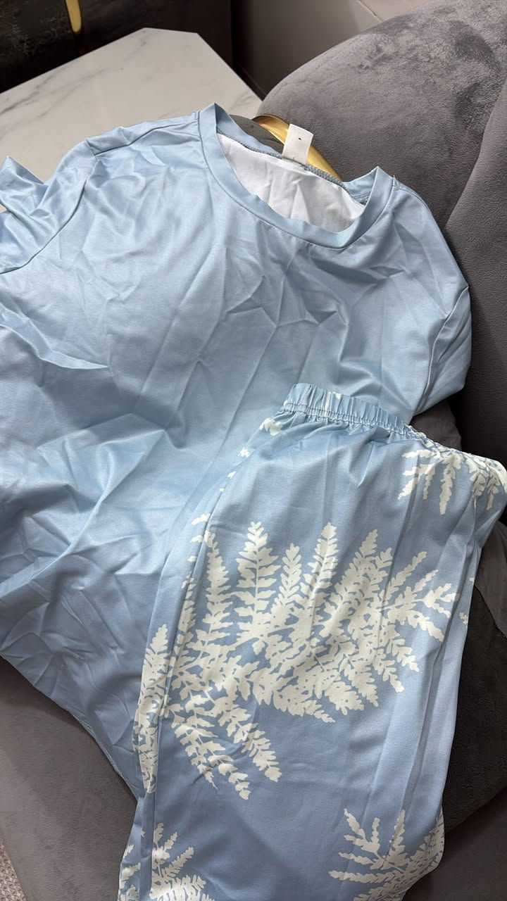 كارتون مكس شي ان اطفال ونسائي هاي نماذج منهم الي تريد تدخلي خاص القطعه 2 بس


**إذا كنت صاحب هذا الإعلان وتريد حذفه لأي سبب، رجاءا أرسل رسالة إلى الدعم الفني**