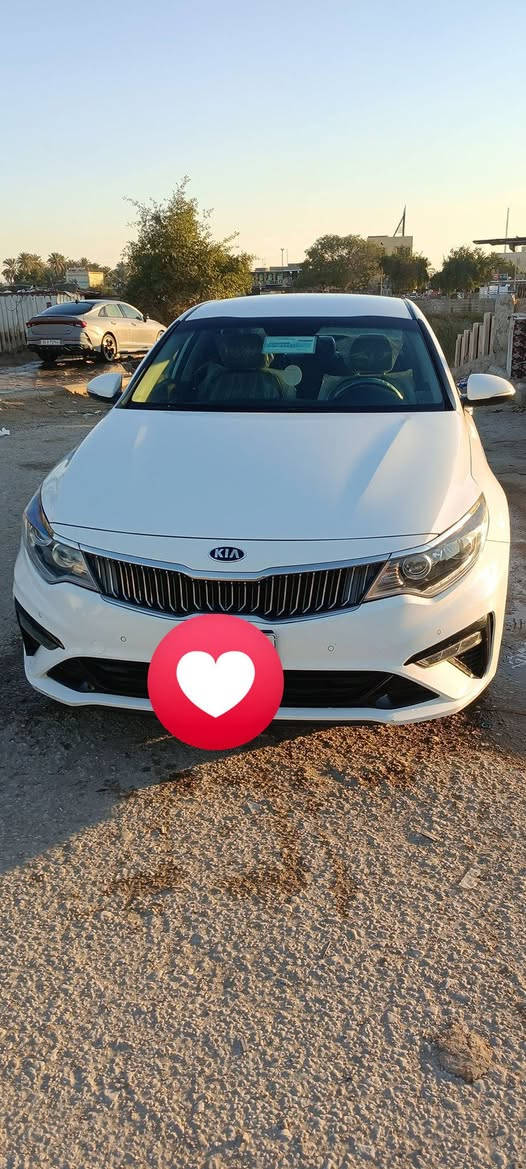 كيا 2020
مكينه 2400

كفاله عامه 

رقم قادسيه 

جديده

***********

سعر 222 بي مجال
