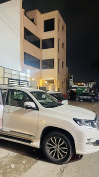 من رخصة الأدمن :  سلام عليكم  نوع العجله : برادو 2022 فئة ال VX   كامل...