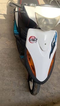 بصره تنومه • ماكس عدله • قابلة تفاوض