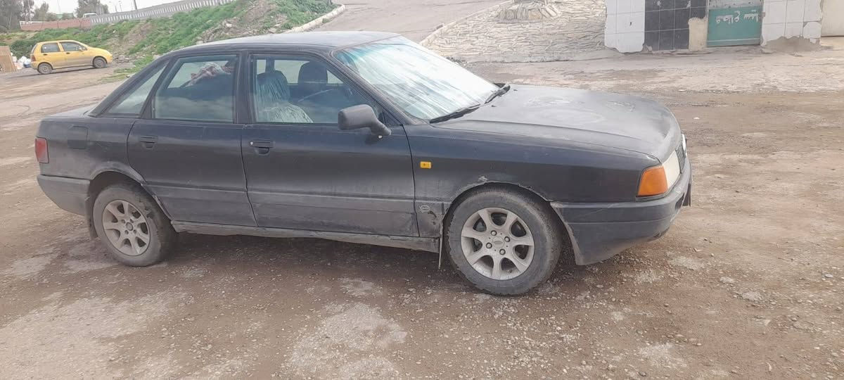 ودي وضع شركه محرك كير اكسن شرط جاهزه موديل 92 بدون صبغ كاربون بيها 08 محرك كلها شغاله  السعر 25 ورقه تصال ***********//***********
