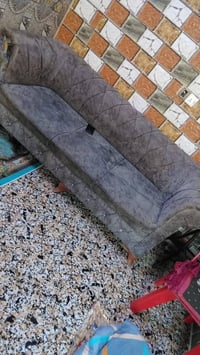 تخم  للبيع  مقعدين ابو نفر ومقعد ابو 3 نفرات عنوان شعله قطاع ثالث اتصا...